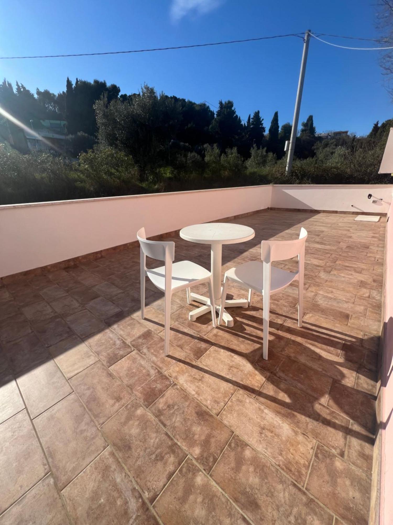 Rosa Nel Verde - Vista D'Amare San Benedetto del Tronto Bagian luar foto