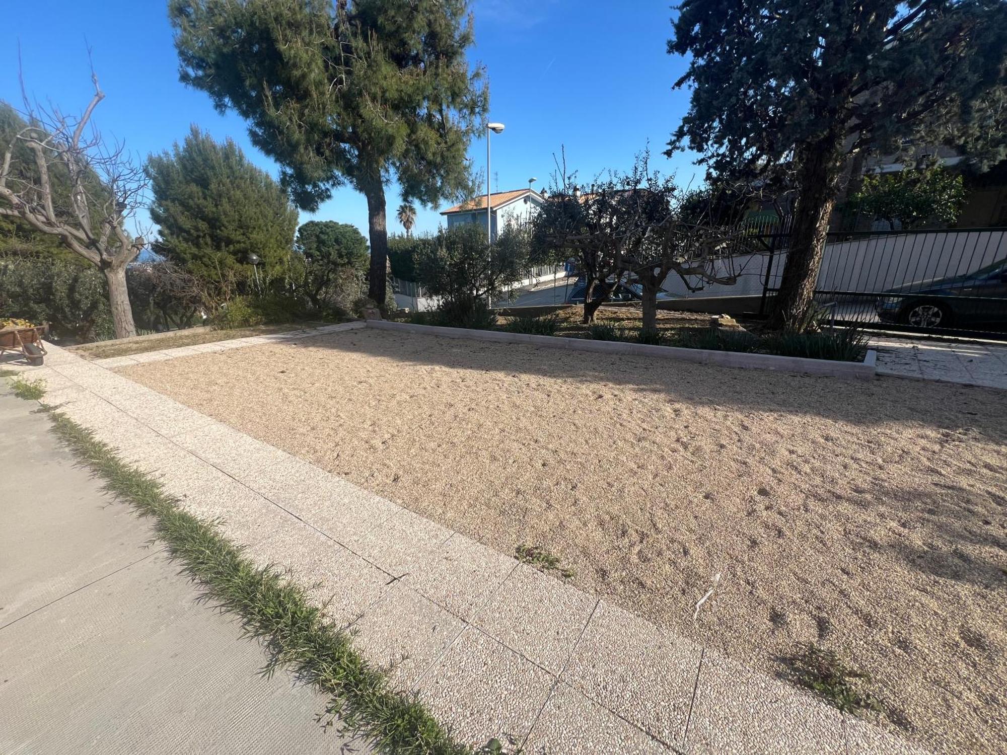 Rosa Nel Verde - Vista D'Amare San Benedetto del Tronto Bagian luar foto